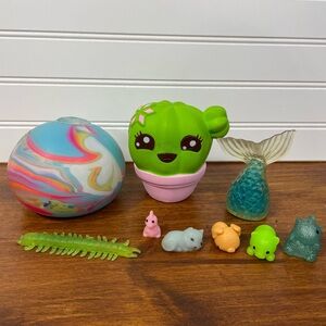 Bundle of 9 Squishes, Mochis and More!
